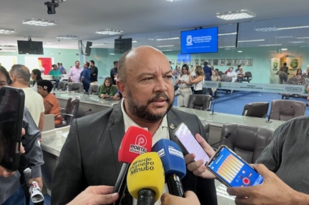 O vereador Marinaldo Cardoso participa do Encontro Nacional de gestores da GEAP
