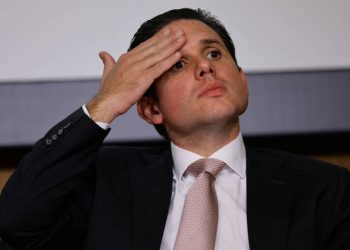 Funcionária fantasma em gabinete de Motta acumulou salário na Câmara com o de médica em prefeituras, diz jornal