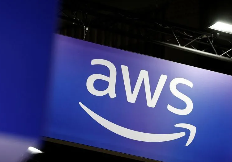 Instabilidade em serviços online afeta plataformas como Amazon e Facebook nesta segunda