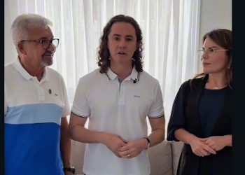 Ao lado de Nelson, Fabiana Gomes confirma apoio à reeleição do senador Veneziano Vital do Rêgo