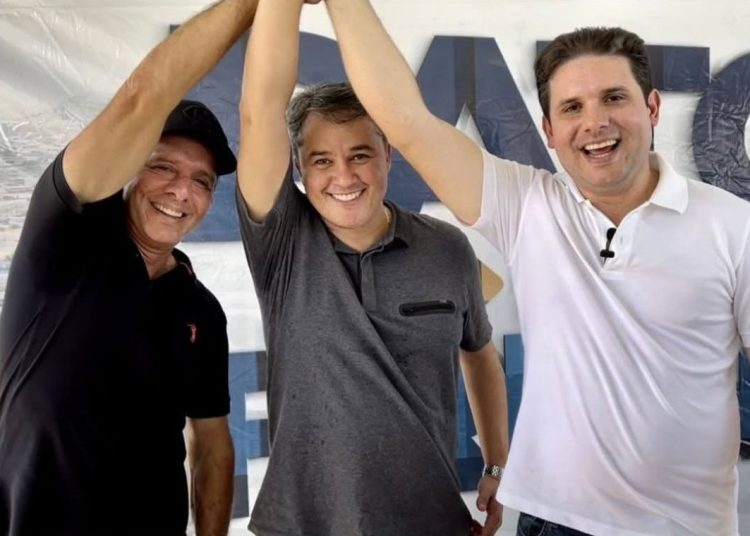 Candidato de Bolsonaro na paraíba, Efraim Filho fecha segundo voto com Nabor Wanderley para o senado