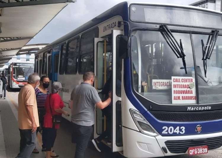Campina Grande terá reforço de frota de ônibus para o domingo, Dia de Finados Campina Grande terá reforço de frota de ônibus para o domingo, Dia de Finados