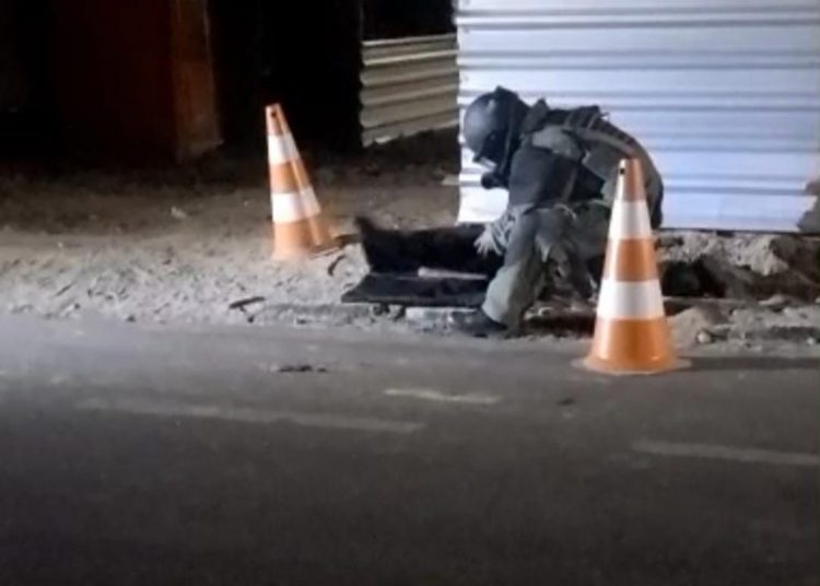 Esquadrão antibombas detona explosivo encontrado em Campina Grande Esquadrão antibombas detona explosivo encontrado em Campina Grande
