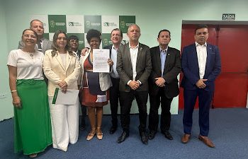 Vereadores de oposição protocolam CPI da Saúde na Câmara de Campina Grande