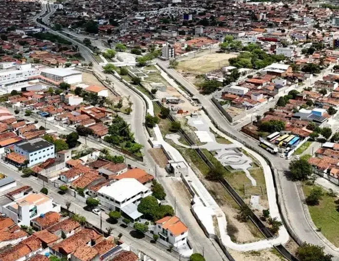 Obras do Parque Linear do Severino Cabral atingem 73% de execução Obras do Parque Linear do Severino Cabral atingem 73% de execução