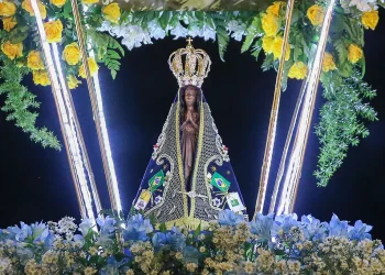 Santuário de Aparecida deve receber 150 mil fiéis neste domingo