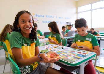 Estudantes da Rede Municipal de Campina Grande conquistam dez medalhas na Olimpíada Nacional de Educação Financeira 2025