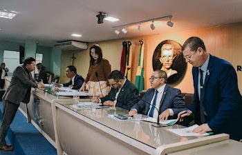 Câmara de Campina Grande aprova suplementação de R$ 3,7 milhões para garantir 13º e folha de servidores