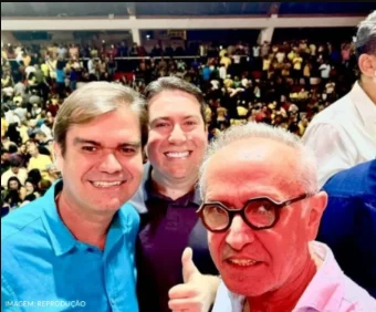 Bastidores: grupo Leitão já dá sinais de adesão a Cícero Lucena na corrida pelo Governo da PB Bastidores: grupo Leitão já dá sinais de adesão a Cícero Lucena na corrida pelo Governo da PB