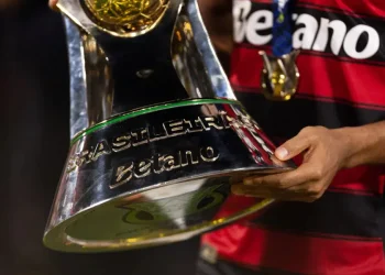 Flamengo vence o Cruz Azul e avança no Intercontinental