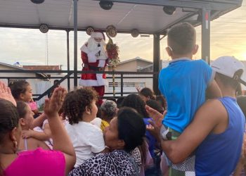 Prefeitura de Campina Grande promove ‘Chegada do Papai Noel’ no Aluízio Campos para cerca de mil pessoas