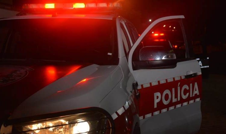 POLÍCIA MILITAR CONDUZ SUSPEITO POR DESCUMPRIMENTO DE MEDIDA PROTETIVA EM AREIAL