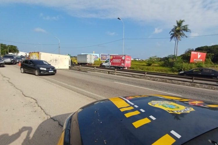 PRF restringe circulação de caminhões em rodovias da Paraíba durante o Carnaval 2026 PRF restringe circulação de caminhões em rodovias da Paraíba durante o Carnaval 2026