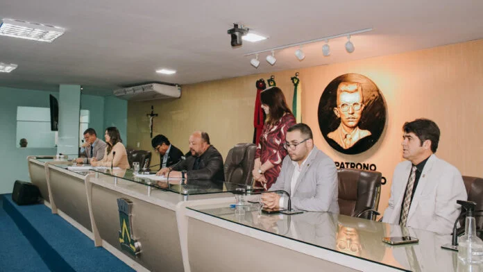 Vereadores abordam temas ligados à Educação, infraestrutura e assistência social durante sessão Vereadores abordam temas ligados à Educação, infraestrutura e assistência social durante sessão
