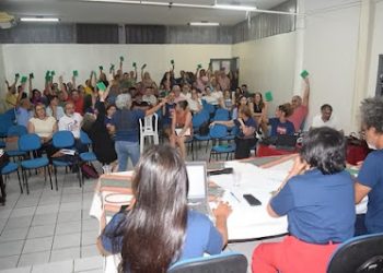 Professores da UEPB decidem, em assembléia, manter greve da categoria