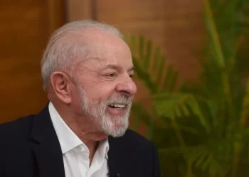The Economist recomenda que Lula não concorra às eleições de 2026