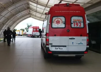 Jovem morre em grave acidente entre moto e ônibus após sair do trabalho, em Campina Grande
