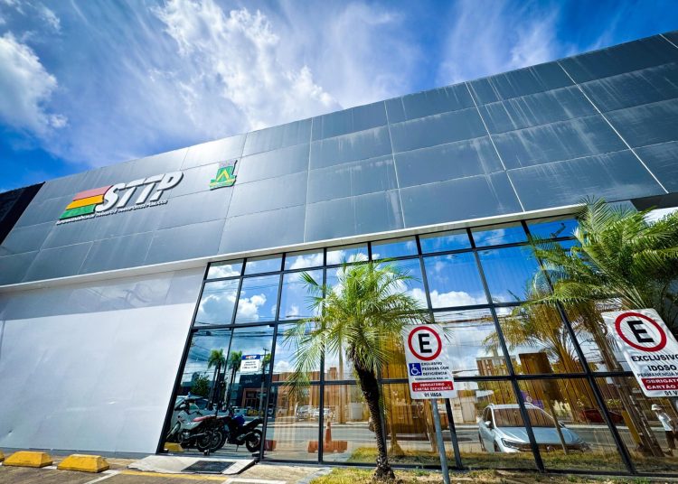 Vereador Tertuliano Maracajá celebra implantação de sinais inteligentes em vias de maior fluxo da cidade