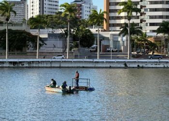 Prefeitura de Campina Grande inicia instalação de aeradores no Açude Velho para melhorar qualidade da água