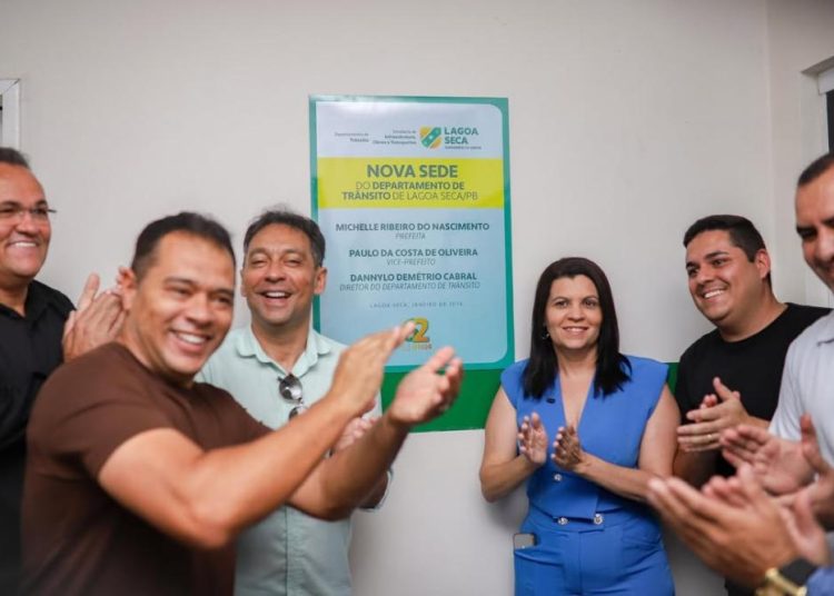 Prefeitura de Lagoa Seca marca 62 anos com inaugurações, entrega de veículos e avanços na mobilidade urbana