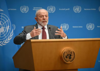 Lula é reprovado por 57% dos brasileiros; só 34% o aprovam