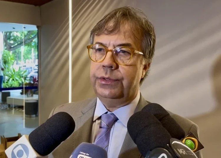 Presidente do TCE-PB critica gastos milionários com Carnaval e defende prioridade para serviços essenciais: “Não está acima da sede e da fome”