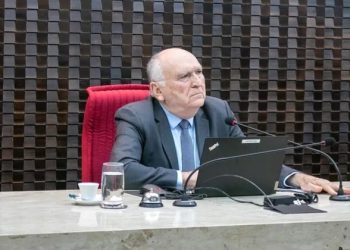 Nominando Diniz protocola aposentadoria e deixa TCE-PB nesta quarta