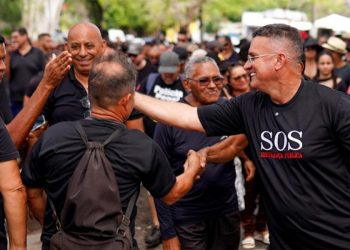 “Estou deputado, mas acima de tudo sou policial”, ressalta Sargento Neto em defesa das forças de segurança