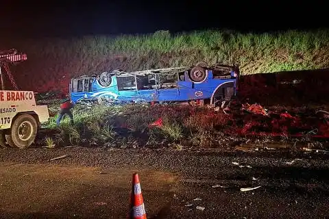 Rodovias federais têm mais de mil acidentes de trânsito durante o Carnaval Rodovias federais têm mais de mil acidentes de trânsito durante o Carnaval