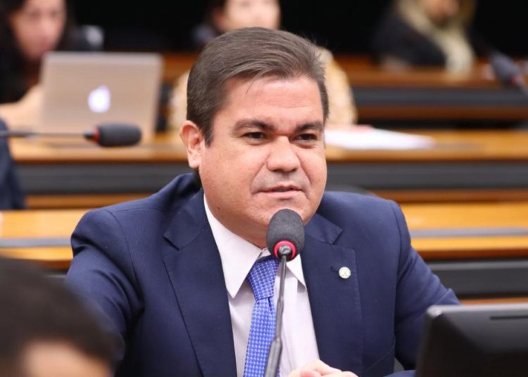 Mersinho Lucena confirma filiação ao PSD para disputar reeleição à Câmara Federal Mersinho Lucena confirma filiação ao PSD para disputar reeleição à Câmara Federal