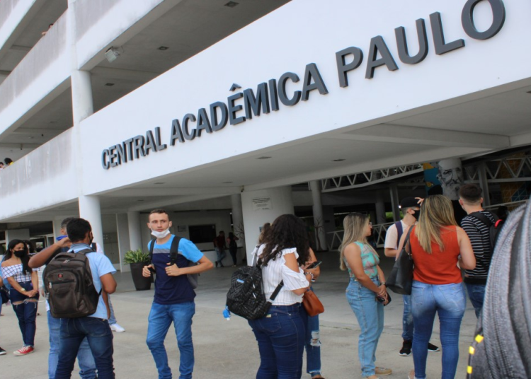 Paraíba lança edital com bolsas estudantis de R0; saiba como se inscrever Paraíba lança edital com bolsas estudantis de R0; saiba como se inscrever