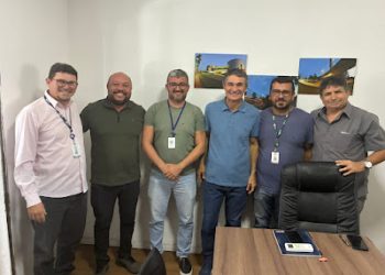 Saulo Germano e Balduino Neto articulam reunião entre agentes de trânsito e Romero Rodrigues para discutir demandas da categoria