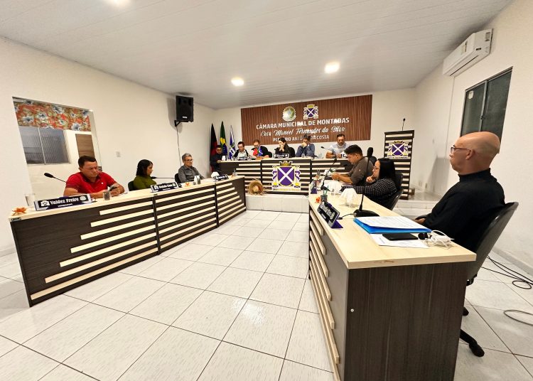 Presidente da Câmara de Montadas, Eliane Artur, homenageia mulheres montadenses no Dia Internacional da Mulher