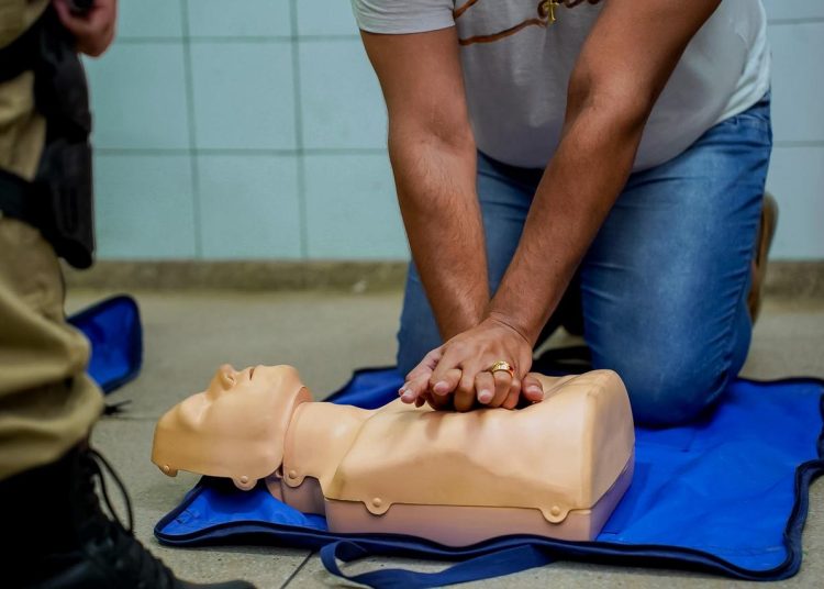 Seduc realizará capacitação em prevenção de riscos para 600 educadores sociais voluntários, no Teatro Municipal Severino Cabral Seduc realizará capacitação em prevenção de riscos para 600 educadores sociais voluntários, no Teatro Municipal Severino Cabral