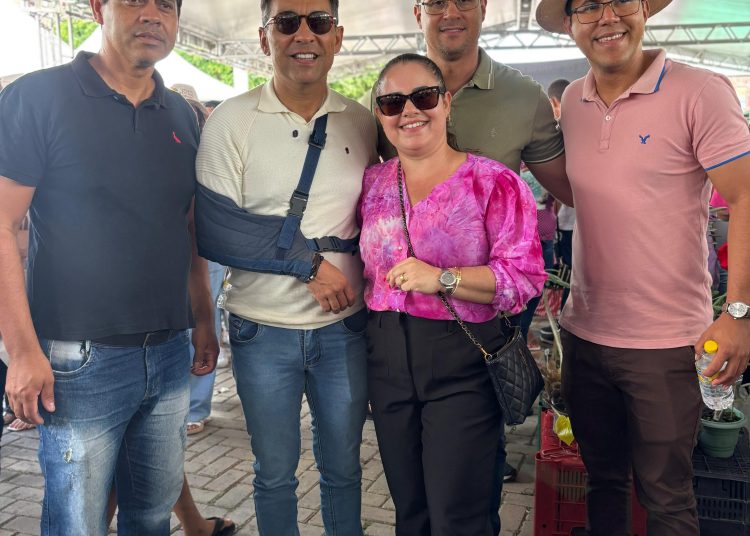 Prefeito e vice de Areial participam da 17ª Marcha pela Vida das Mulheres e pela Agroecologia em Remígio Prefeito e vice de Areial participam da 17ª Marcha pela Vida das Mulheres e pela Agroecologia em Remígio
