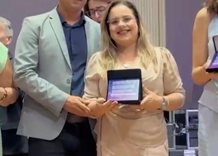 Areial conquista Selo Social Prefeitura Parceira das Mulheres e reforça compromisso com políticas públicas