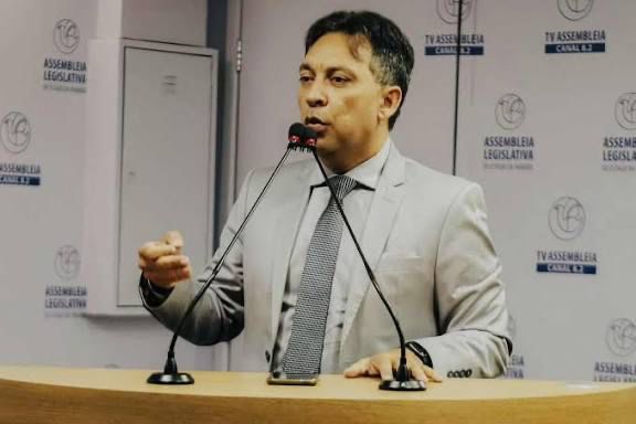 Após quase um ano na Chefia de Gabinete da PMCG, Fábio Ramalho retorna ao mandato na Assembleia Legislativa nesta terça Após quase um ano na Chefia de Gabinete da PMCG, Fábio Ramalho retorna ao mandato na Assembleia Legislativa nesta terça