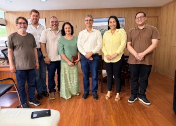 Reunião na UFCG discute homenagem ao professor e ex-vereador Lula Cabral em novo complexo esportivo