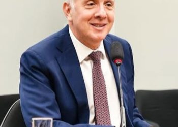 Aguinaldo Ribeiro assume comando da federação União-PP na Paraíba