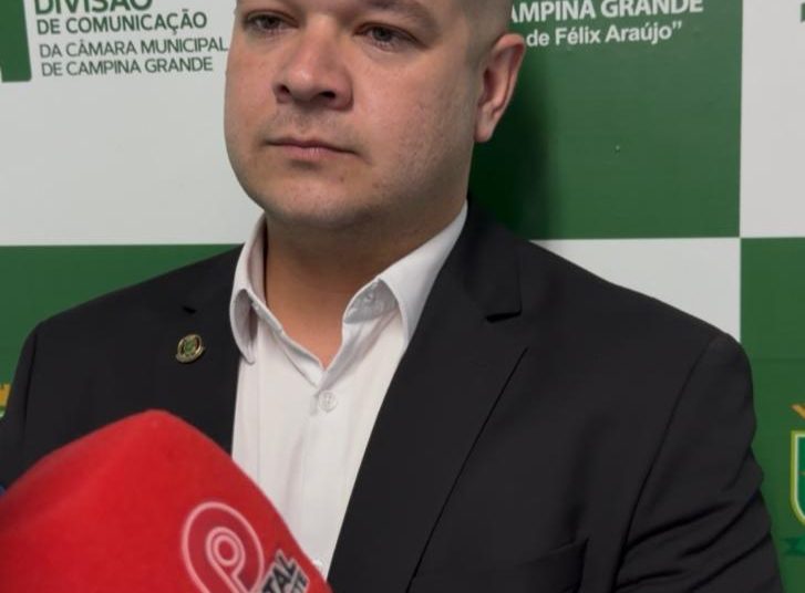 Plínio Gomes relata ações durante chuvas e cobra soluções para pontos críticos em Campina Grande Plínio Gomes relata ações durante chuvas e cobra soluções para pontos críticos em Campina Grande