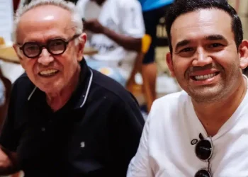 Aliança de Jhony com Cícero sela de vez apoio de Bruno a Efraim