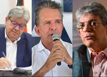 Crise na Tríplice Aliança: João Azevêdo avalia desistência da disputa ao Senado Federal; PSB, PP e Republicanos em conflito