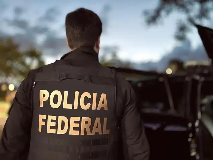 PF apura irregularidades em licitação para compra de móveis escolares em cidade da Paraíba