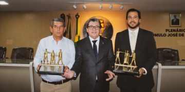 Câmara concede Título de Cidadania Campinense a Renato Maracajá e Ricardo Farias