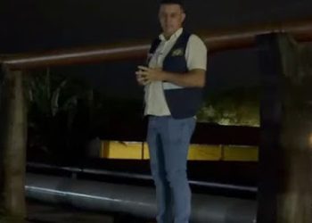Sargento Neto visita pontos de alagamentos em Campina Grande após as chuvas deste domingo