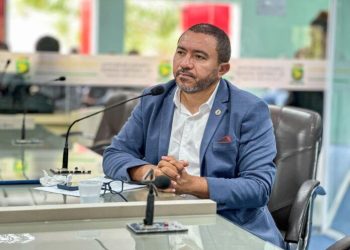 Alexandre do Sindicato alerta sobre combustíveis adulterados e cobra reação da população em Campina Grande