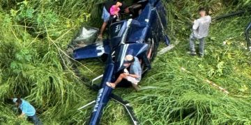 VÍDEO: veja o momento da queda de helicóptero segundo após decolagem em Campina Grande