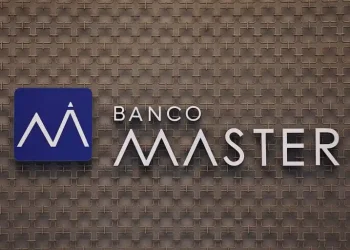 Caso Master teve espionagem e envolveu uma teia de 216 fundos e 143 empresas