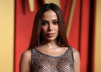 Anitta é a ‘atração surpresa’ do São João 2026 de Campina Grande