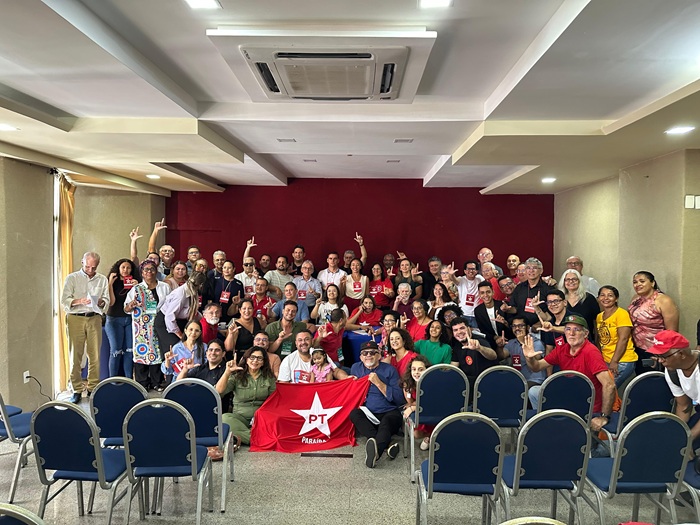 PT/PB sacramenta apoio a Lucas Ribeiro e posterga decisão sobre o Senado PT/PB sacramenta apoio a Lucas Ribeiro e posterga decisão sobre o Senado